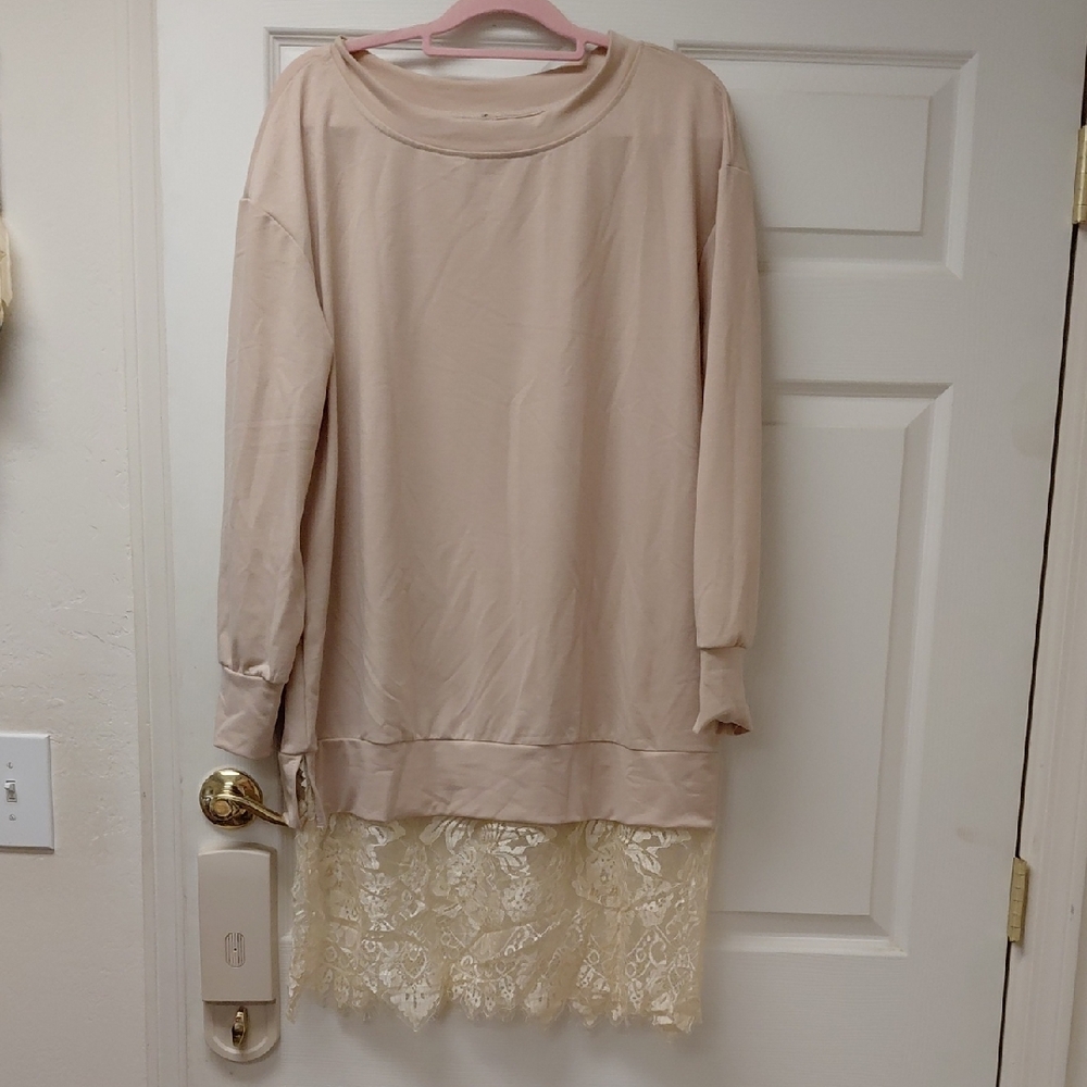 Women's Cream Lace-Hem Pullover Dress